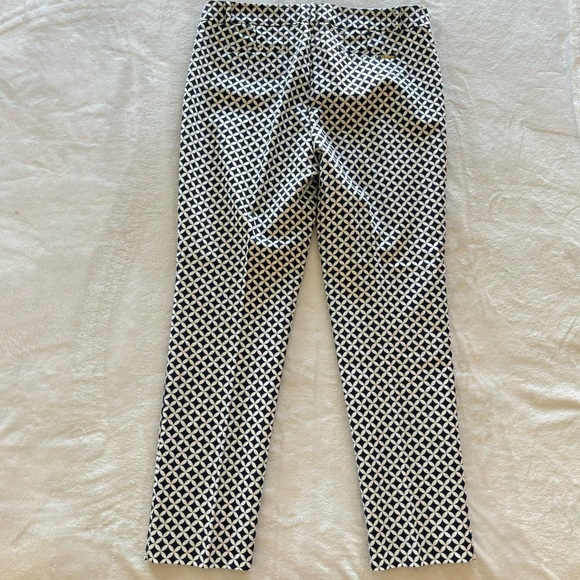 ANNE KLEIN Mid Rise Slim Leg Ankle Pants--EUC--10 - Picture 7 of 15